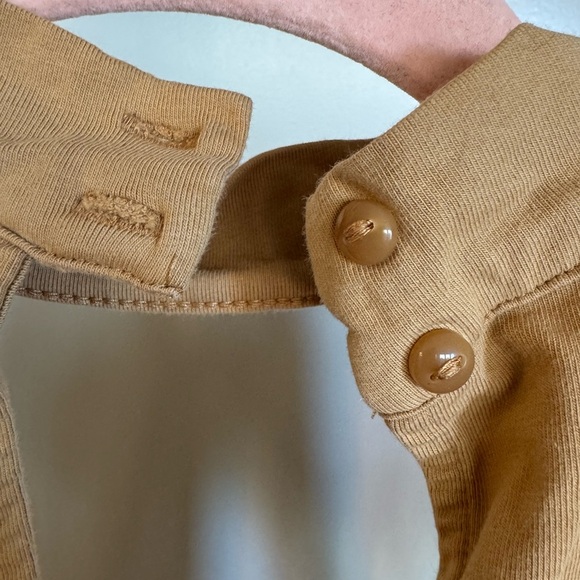 Camel Long Sleeve Choker V Neck Top - Picture 4 of 6